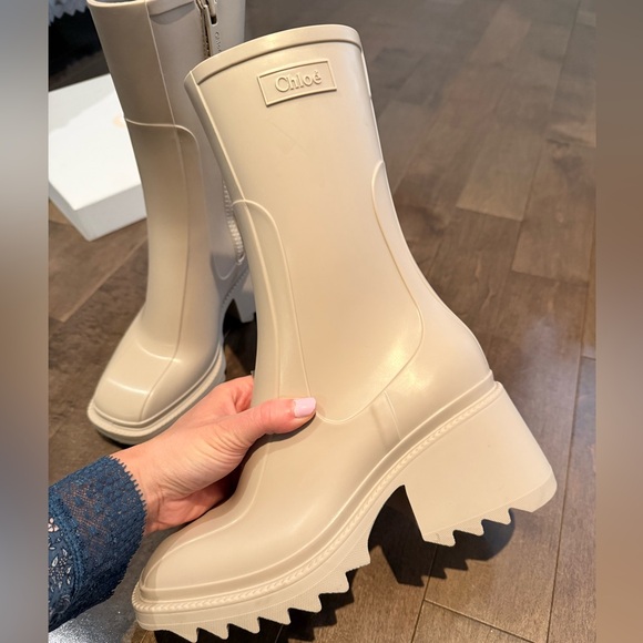 Chloe Betty Boots (Nomad Beige) - Picture 5 of 8